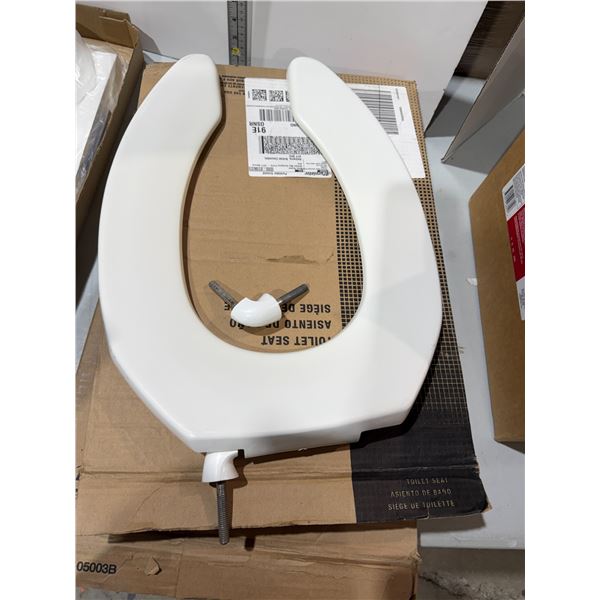 Toilet seat