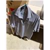 Image 1 : Under Armour shirt, size medium