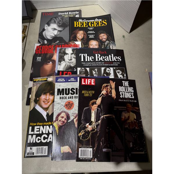 Assorted music magazines