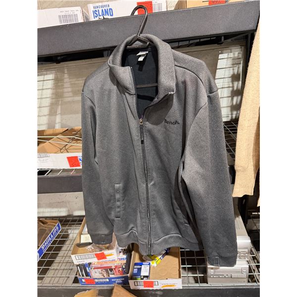 Jacket bench size extra large