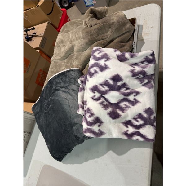 3 blankets