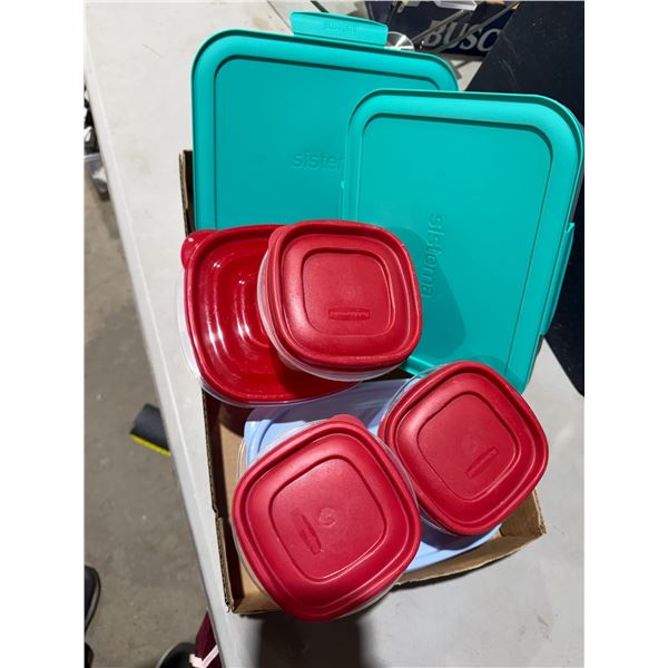 Reusable container containers