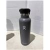 Image 1 : Hydro flask, water bottle grey