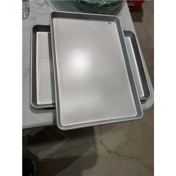 Baking pans