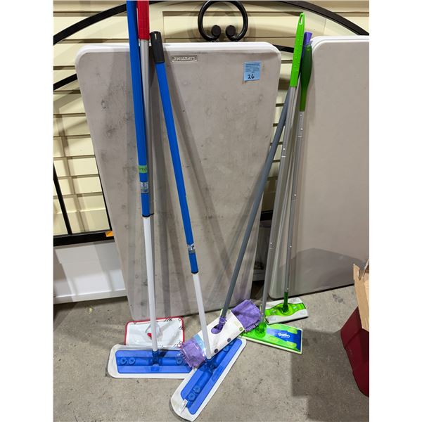 Floor cleaners
