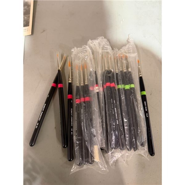 Robert Simmons hobby brushes