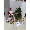 Image 2 : Assorted Christmas decor