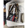 Image 1 : Power bar and HDMI cable