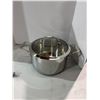 Image 1 : Jay. A. HENCKELS pot