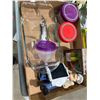 Image 1 : Kitchen items