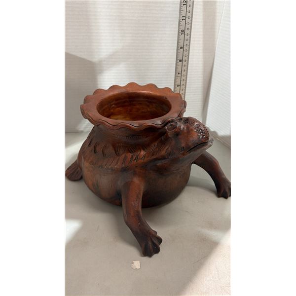 Pottery planter