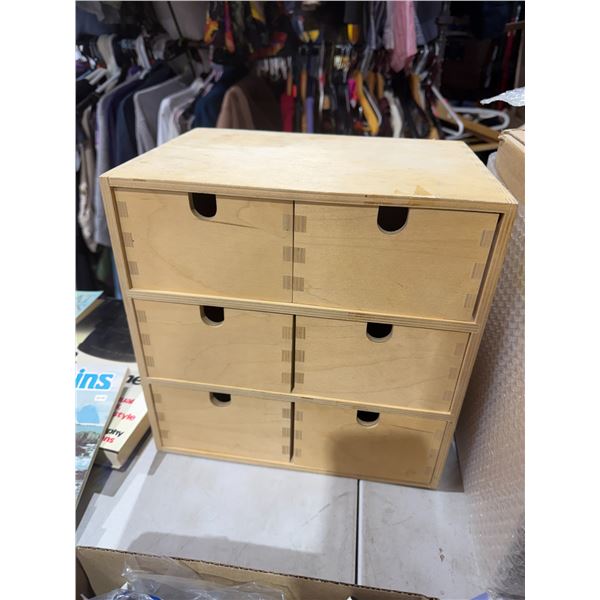 Storage box 11x10x 11tall