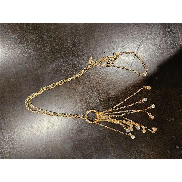Dangly necklace