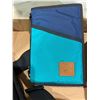 Image 4 : Mountain  smith bags