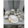 Image 2 : Royal, Albert, and other China