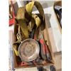 Image 1 : Miscellaneous lot and magnetic dish