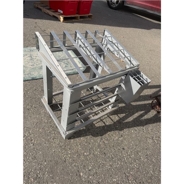 Stand great for yard tools