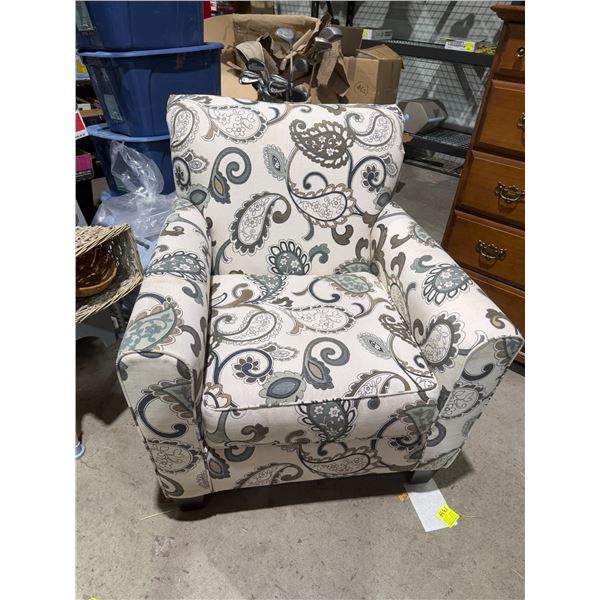 Accent chair