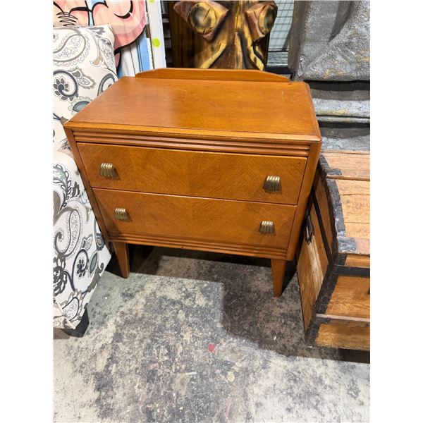 Antique dresser measures 30" x 18" x 30" tall