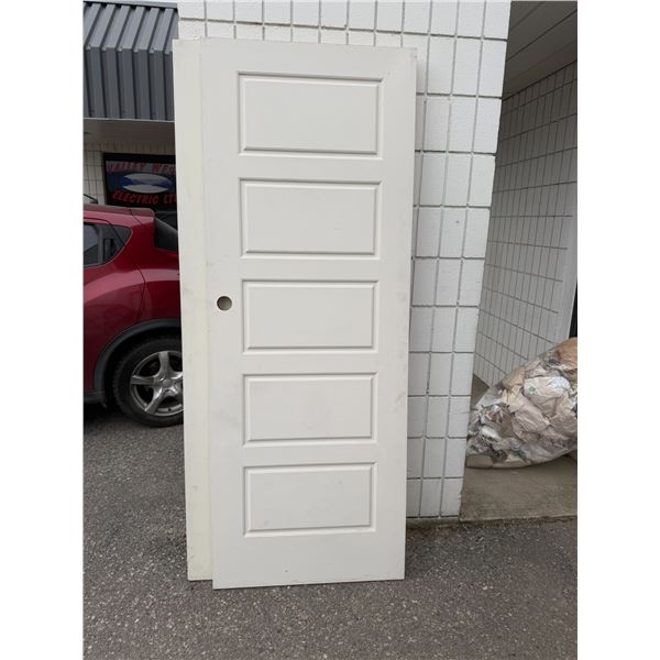 Door measures 30 x 80