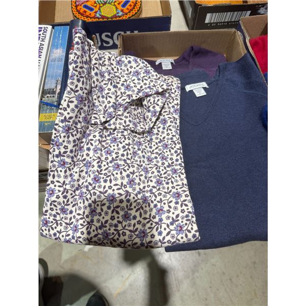 Ladies turtleneck and shirt, large and extra large