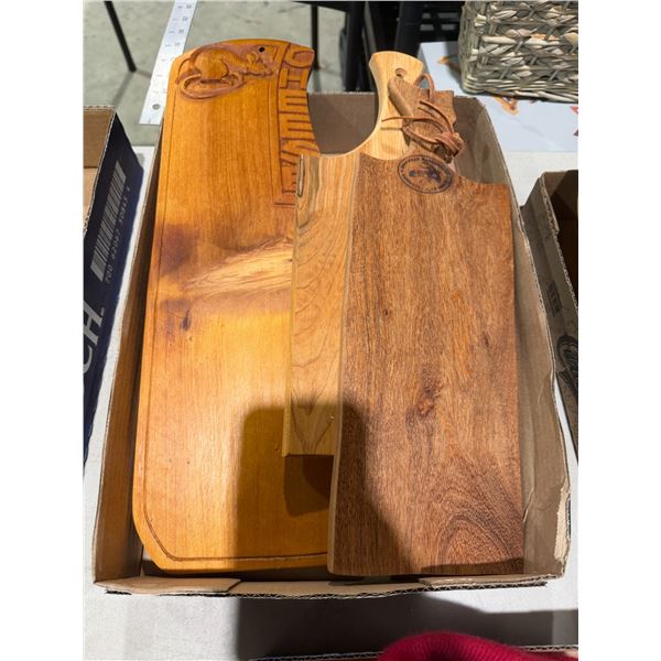 Wood charcuterie board