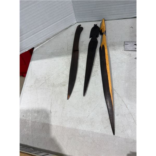 Curved letter openers