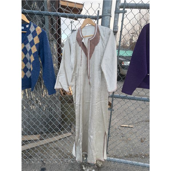 Vintage clothing silk?