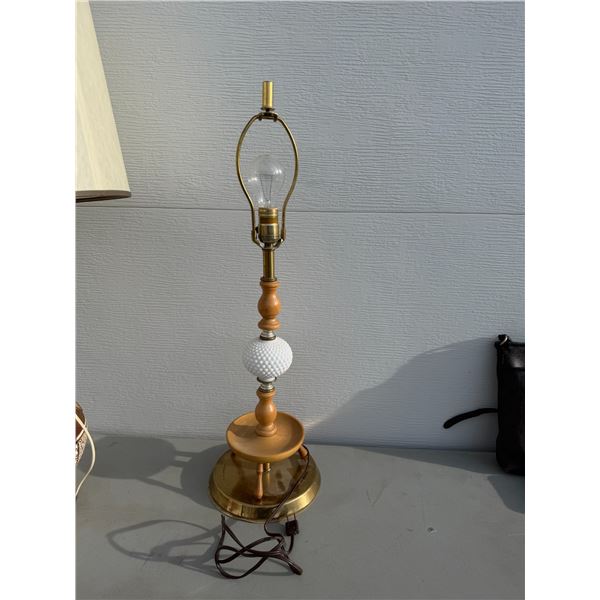 Table lamp