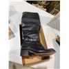 Image 1 : Boots size 8 leather