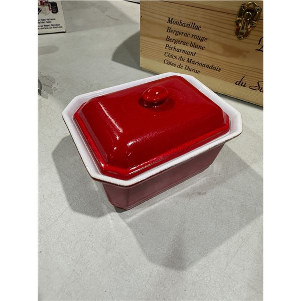 EMILE Henry France, baking dish