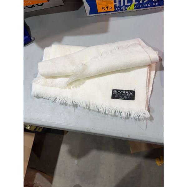 PERRIM scarf