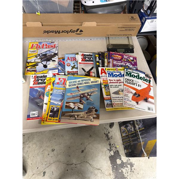 Assorted model and aviation magazines