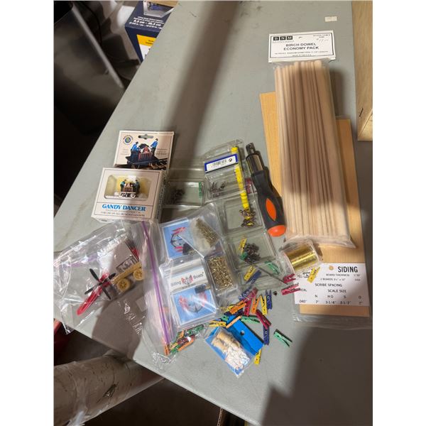 Modeling and crafting items