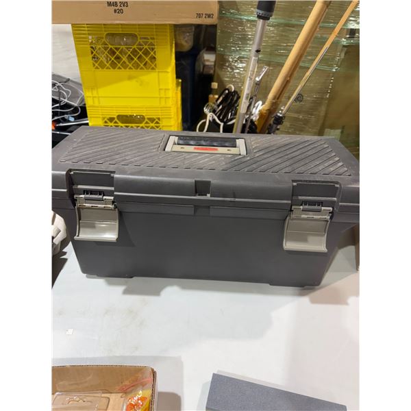 Rubbermaid toolbox