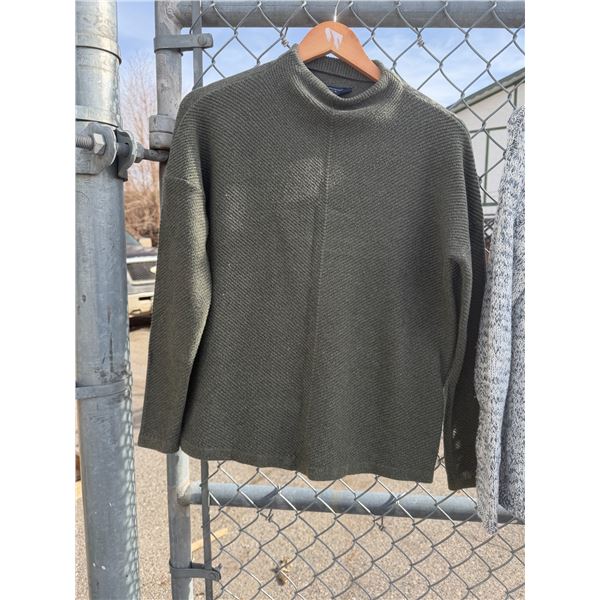 Denver Hayes large sweater