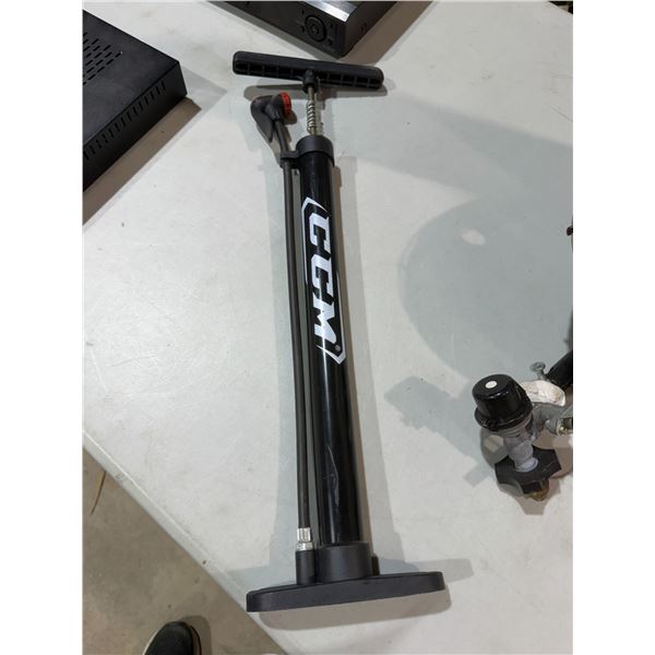 Bike pump
