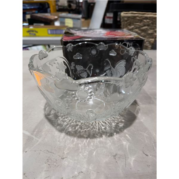 Studio Nova farm themed bowl