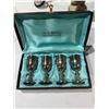 Image 1 : Rogers silver plate goblets