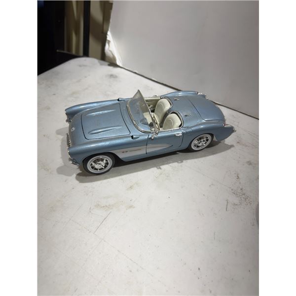 Chevrolet Corvette 1957 1/18 scale