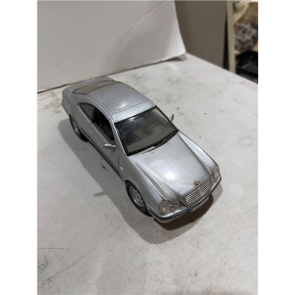 Mercedes-Benz CLK 1/ 18th scale