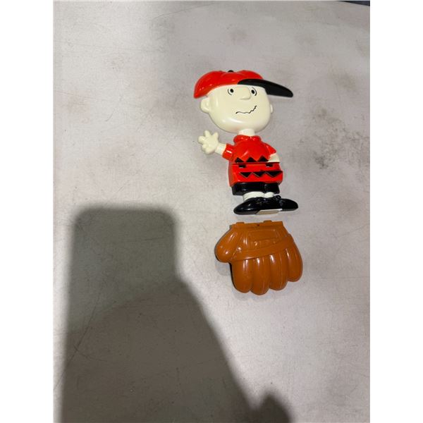 Vintage Avon Charlie Brown Great Catch Plastic Soap Holder 1974 New Old Stock