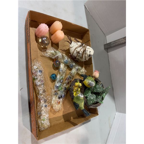 Vintage marbles and other decor