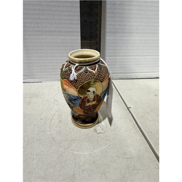 Japanese Satsuma MORIAGEV4 inch signed