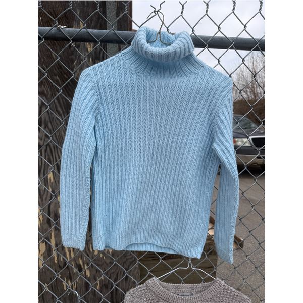 Handmaid sweater
