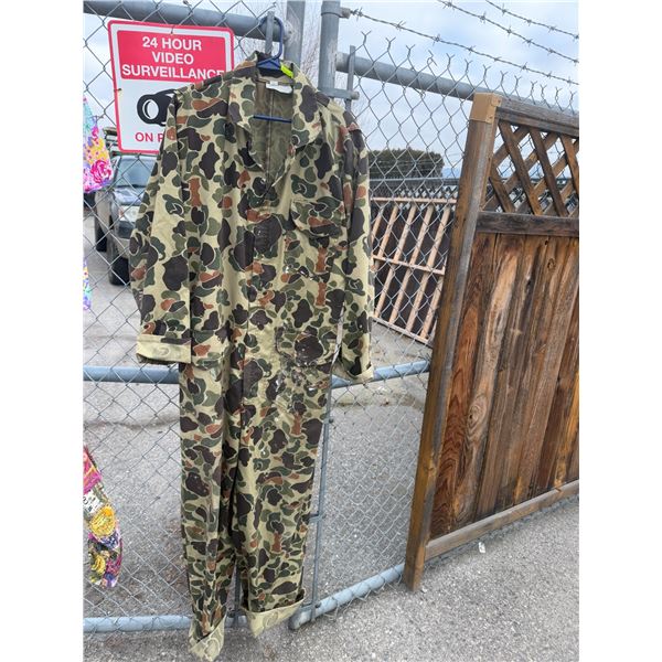 Camo coveralls size 44