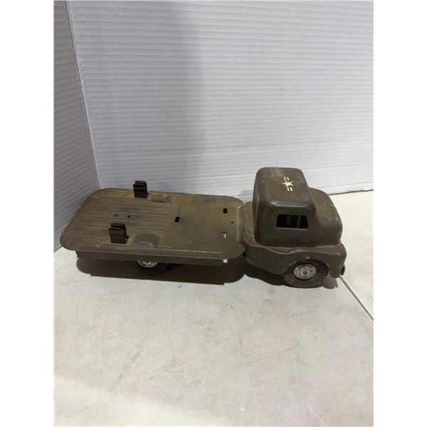 1940s Vintage STRUCTOWW2 army vehicle  truck press Steel