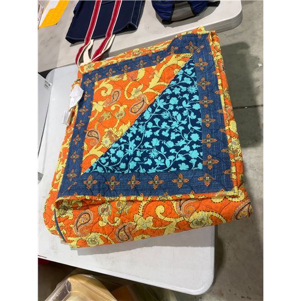 Jessica Simpson comforter