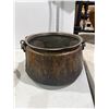 Image 1 : Large copper pot