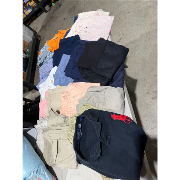 Assorted vintage clothing, clothing